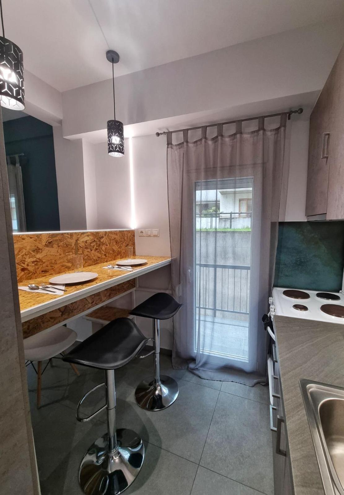 Central Luxury Studio Apartment Ioannina Exterior photo